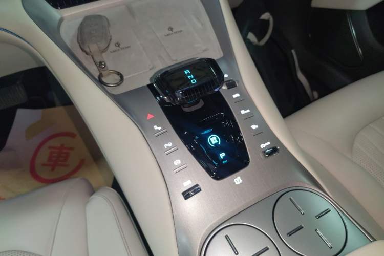 Used Denza N7 2024 630 All-Wheel Drive Intelligent Driving Max Edition Gear Lever