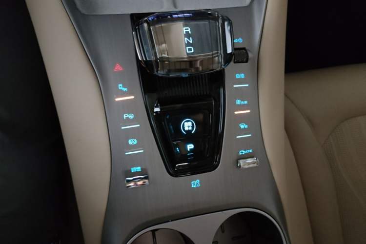 Used Denza N7 2024 630 All-Wheel Drive Intelligent Driving Max Edition Gear Lever
