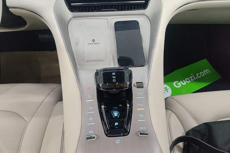 Used Denza N7 2024 630 All-Wheel Drive Intelligent Driving Max Edition Gear Lever