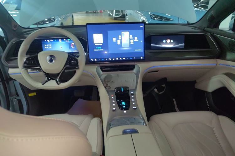 Used Denza N7 2024 630 All-Wheel Drive Intelligent Driving Max Edition Interior 2