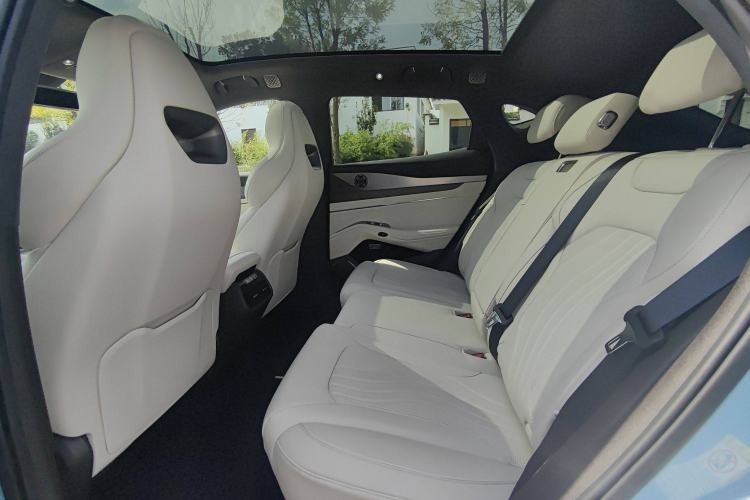 Used Denza N7 2024 630 All-Wheel Drive Intelligent Driving Max Edition Interior 2