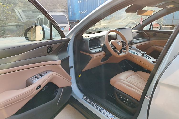 Used Denza N7 2024 630 All-Wheel Drive Intelligent Driving Max Edition Interior 3