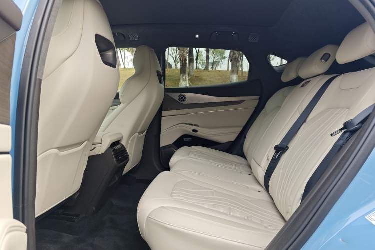 Used Denza N7 2024 630 All-Wheel Drive Intelligent Driving Max Edition Interior 3