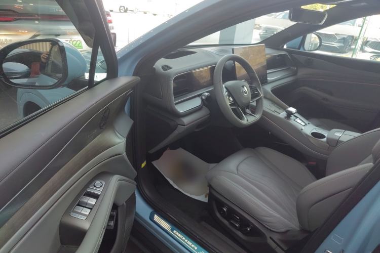 Used Denza N7 2024 630 All-Wheel Drive Intelligent Driving Max Edition Interior 3