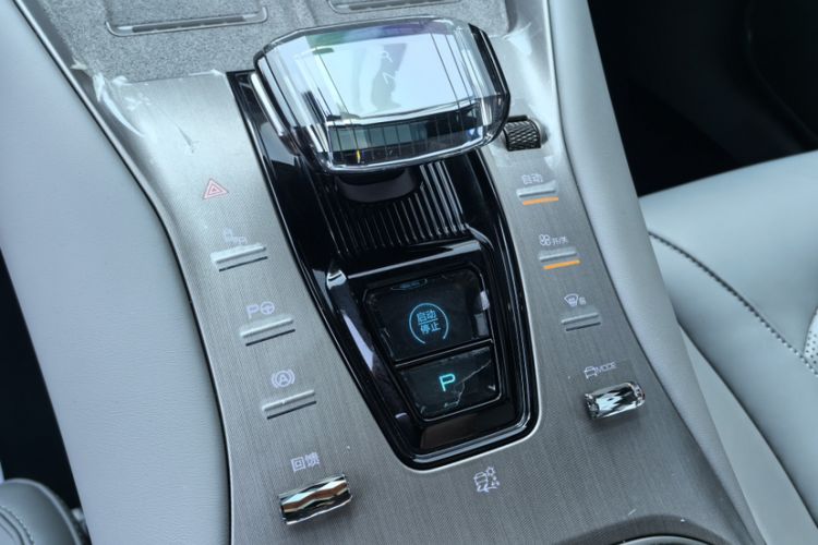 Used Denza N7 2024 630 All-Wheel Drive Intelligent Driving Max Edition Interior 4