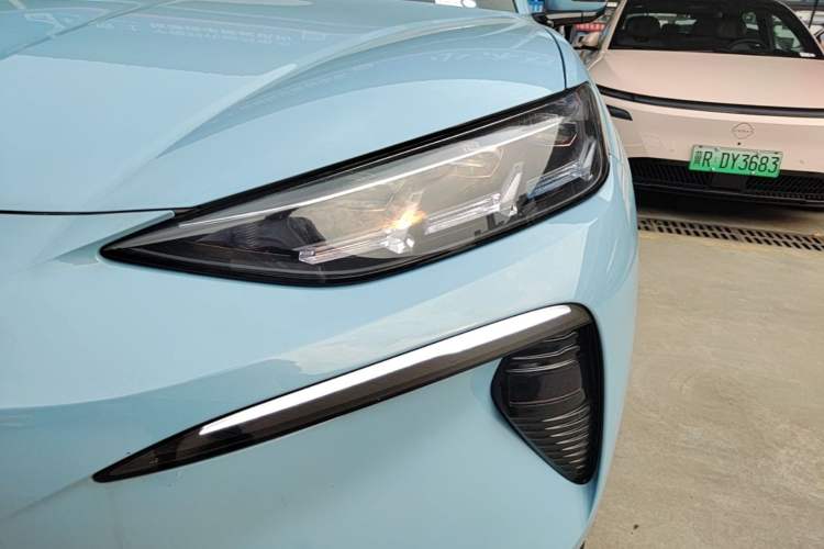 Used Denza N7 2024 630 All-Wheel Drive Intelligent Driving Ultra Version Left Front Headlight