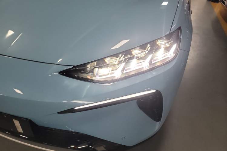 Used Denza N7 2024 630 All-Wheel Drive Intelligent Driving Max Edition Left Front Headlight