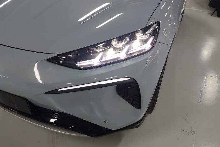 Used Denza N7 2024 630 All-Wheel Drive Intelligent Driving Max Edition Left Front Headlight