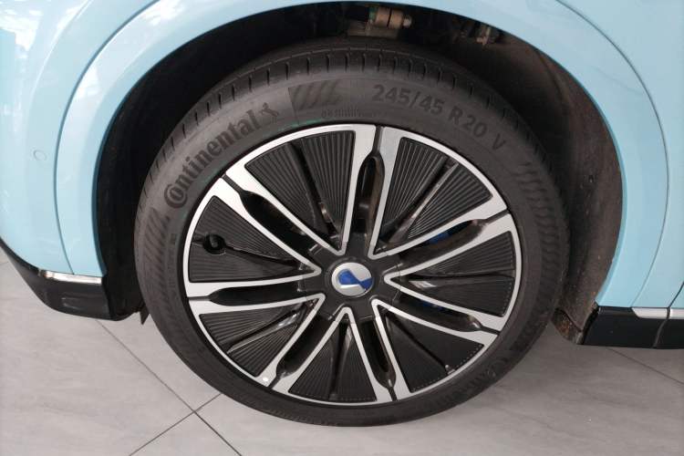 Used Denza N7 2024 630 All-Wheel Drive Intelligent Driving Max Edition Left Front Wheel Hub