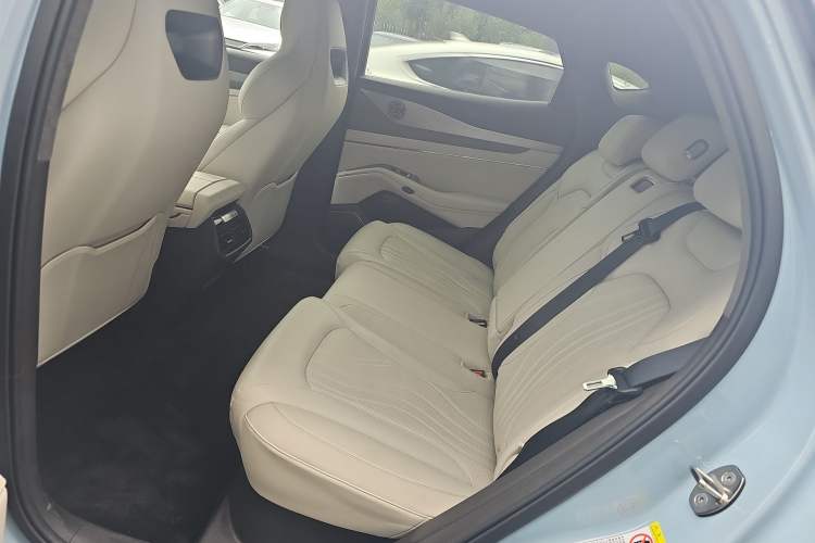Used Denza N7 2024 630 All-Wheel Drive Intelligent Driving Ultra Version Left Rear Seat