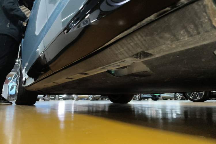 Used Denza N7 2024 630 All-Wheel Drive Intelligent Driving Ultra Version Left Side Sill
