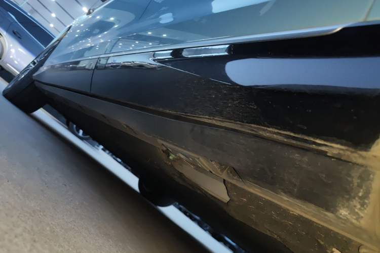 Used Denza N7 2024 630 All-Wheel Drive Intelligent Driving Ultra Version Left Side Sill
