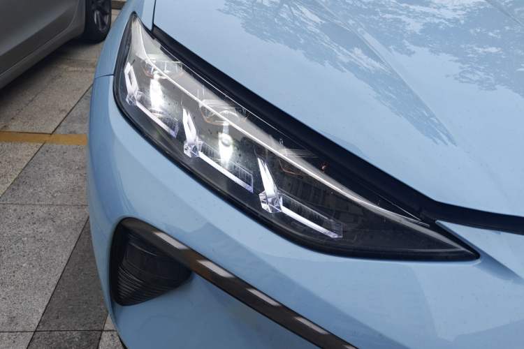 Used Denza N7 2024 630 All-Wheel Drive Intelligent Driving Max Edition Right Front Headlight