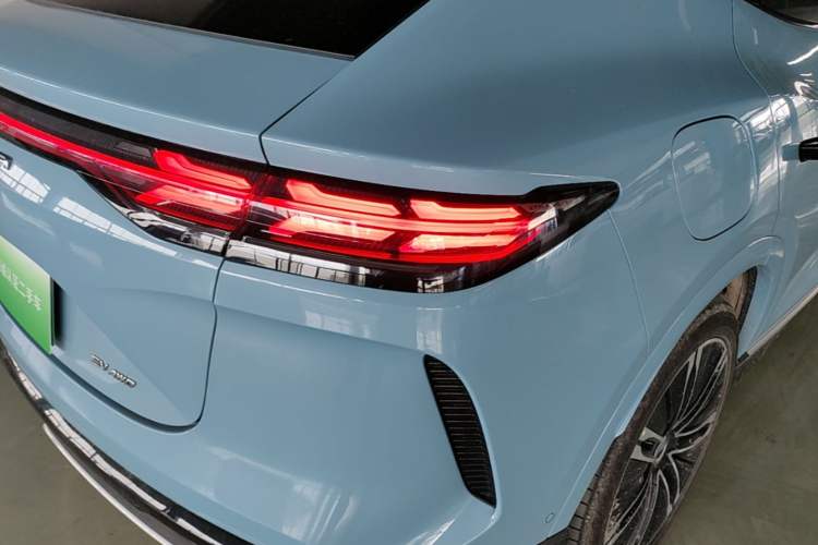 Used Denza N7 2024 630 All-Wheel Drive Intelligent Driving Max Edition Right Rear Taillight