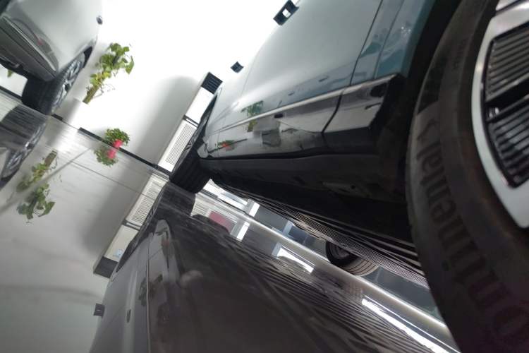 Used Denza N7 2024 630 All-Wheel Drive Intelligent Driving Max Edition Right Side Sill