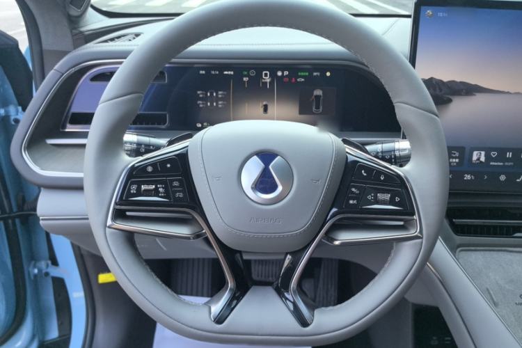 Used Denza N7 2024 630 All-Wheel Drive Intelligent Driving Max Edition Steering Wheel