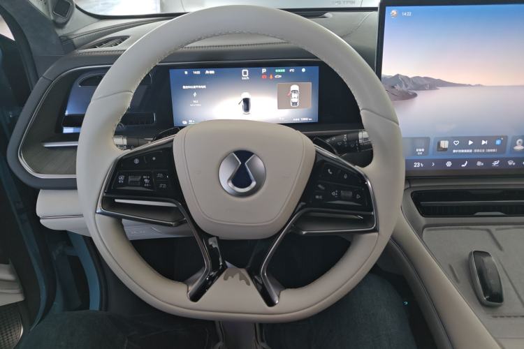 Used Denza N7 2024 630 All-Wheel Drive Intelligent Driving Ultra Version Steering Wheel