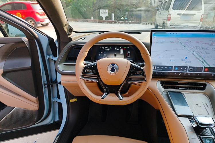 Used Denza N7 2024 630 All-Wheel Drive Intelligent Driving Max Edition Steering Wheel
