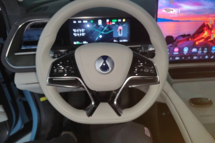 Used Denza N7 2024 630 All-Wheel Drive Intelligent Driving Max Edition Steering Wheel