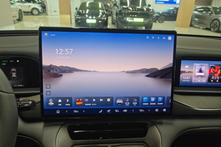 Used Denza N7 2024 630 All-Wheel Drive Intelligent Driving Max Edition Audio And AC Panel