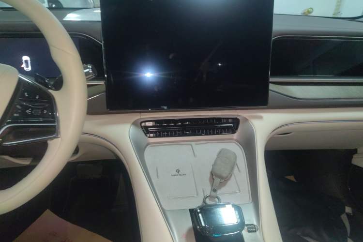 Used Denza N7 2024 630 All-Wheel Drive Intelligent Driving Max Edition Audio And AC Panel