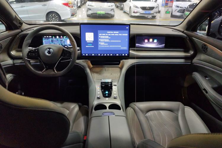 Used Denza N7 2024 630 All-Wheel Drive Intelligent Driving Max Edition Center Console
