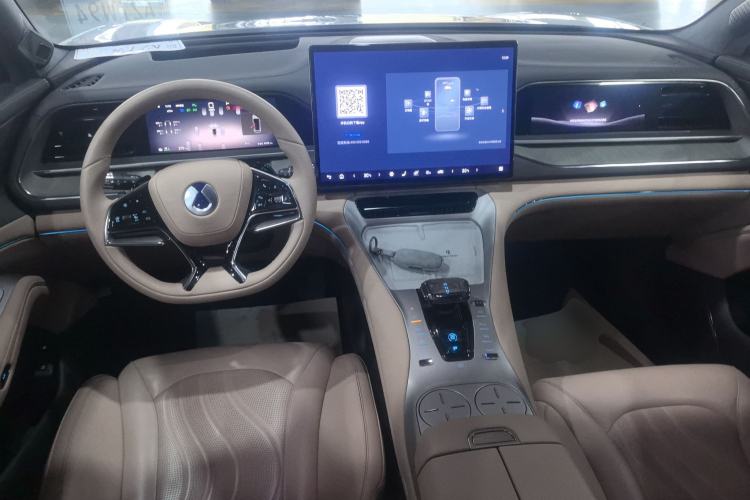 Used Denza N7 2024 630 All-Wheel Drive Intelligent Driving Max Edition Center Console