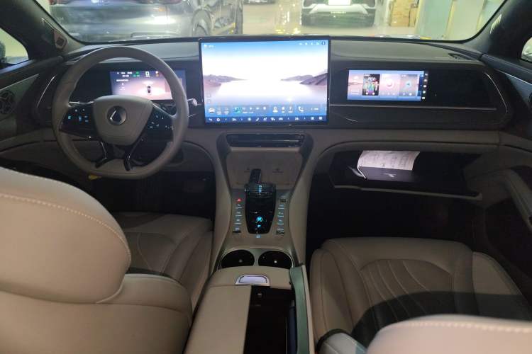 Used Denza N7 2024 702 Smart Drive Pro Edition Center Console