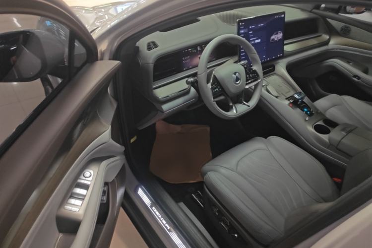 Used Denza N7 2024 630 All-Wheel Drive Intelligent Driving Max Edition Driver Seat