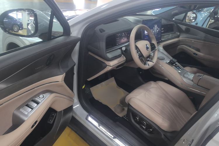 Used Denza N7 2024 630 All-Wheel Drive Intelligent Driving Max Edition Driver Seat