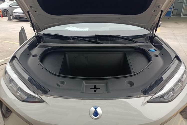 Used Denza N7 2024 630 All-Wheel Drive Intelligent Driving Max Edition Engine Bay