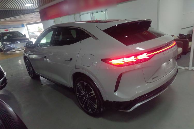 Used Denza N7 2024 630 All-Wheel Drive Intelligent Driving Max Edition Exterior 3