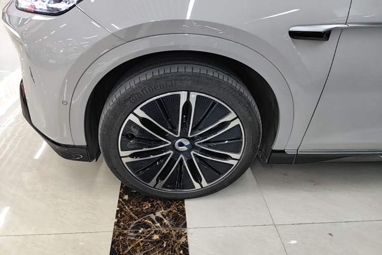 Used Denza N7 2024 630 All-Wheel Drive Intelligent Driving Max Edition Exterior 4