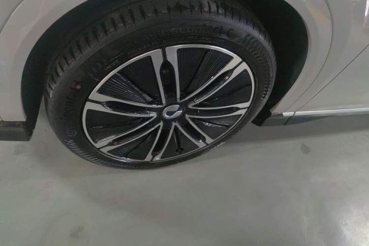 Used Denza N7 2024 630 All-Wheel Drive Intelligent Driving Max Edition Exterior 7