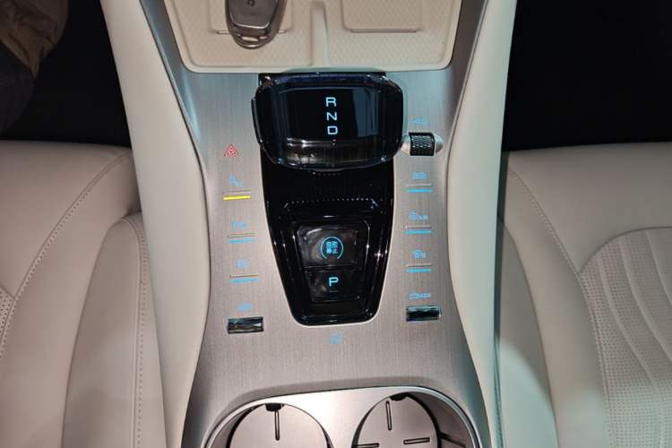 Used Denza N7 2024 702 Smart Drive Pro Edition Gear Lever