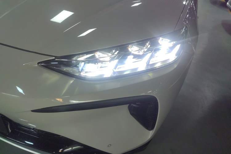 Used Denza N7 2024 630 All-Wheel Drive Intelligent Driving Max Edition Left Front Headlight
