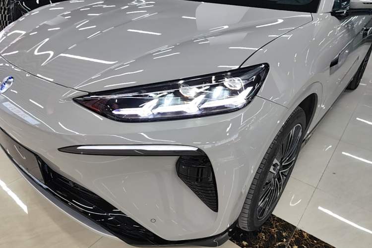 Used Denza N7 2024 630 All-Wheel Drive Intelligent Driving Max Edition Left Front Headlight