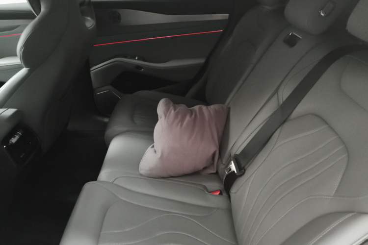Used Denza N7 2024 630 All-Wheel Drive Intelligent Driving Max Edition Left Rear Seat