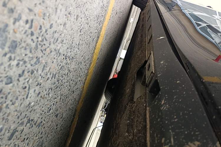 Used Denza N7 2024 630 All-Wheel Drive Intelligent Driving Max Edition Left Side Sill