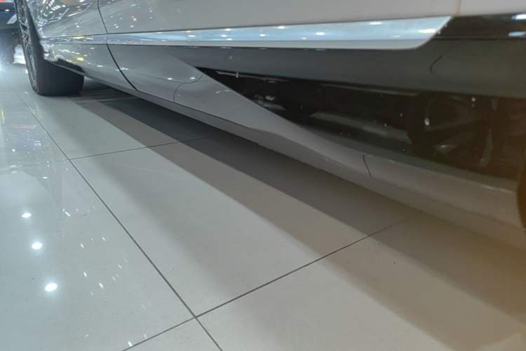Used Denza N7 2024 630 All-Wheel Drive Intelligent Driving Max Edition Left Side Sill