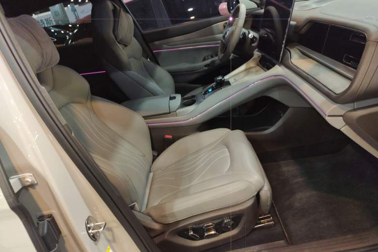 Used Denza N7 2024 630 All-Wheel Drive Intelligent Driving Max Edition Right Front Seat
