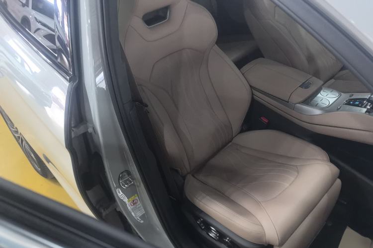 Used Denza N7 2024 630 All-Wheel Drive Intelligent Driving Max Edition Right Front Seat