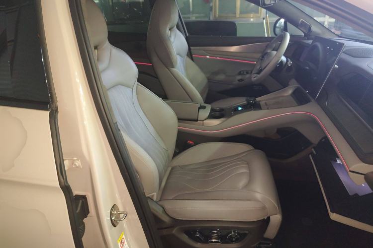 Used Denza N7 2024 702 Smart Drive Pro Edition Right Front Seat