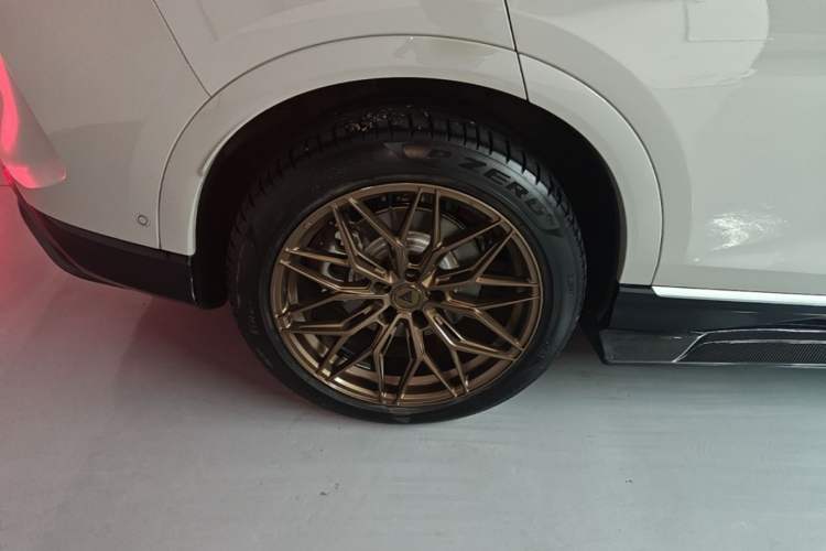 Used Denza N7 2024 702 Smart Drive Pro Edition Right Rear Wheel Hub