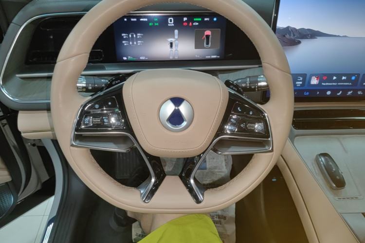 Used Denza N7 2024 630 All-Wheel Drive Intelligent Driving Max Edition Steering Wheel