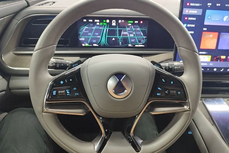 Used Denza N7 2024 630 All-Wheel Drive Intelligent Driving Max Edition Steering Wheel