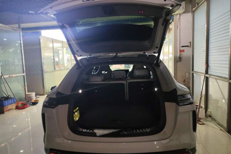 Used Denza N7 2024 702 Smart Drive Pro Edition Trunk