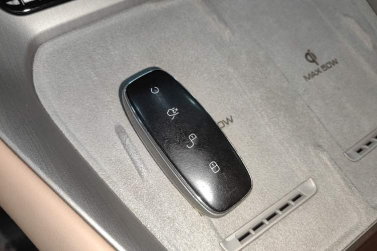 Used Denza N7 2024 630 All-Wheel Drive Intelligent Driving Max Edition Vehicle Key