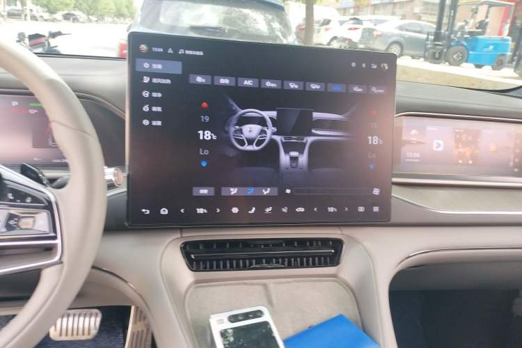 Used Denza N7 2024 630 All-Wheel Drive Intelligent Driving Max Edition Audio And AC Panel