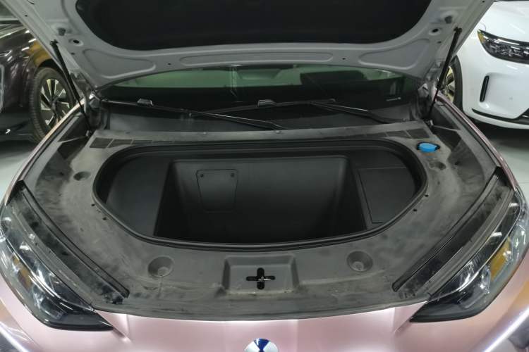 Used Denza N7 2024 630 All-Wheel Drive Intelligent Driving Ultra Version Engine Bay